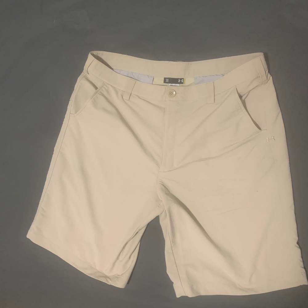 Mens size 38 under armour shorts